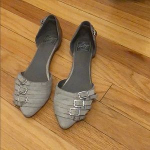 Jeffery Campbell Flats